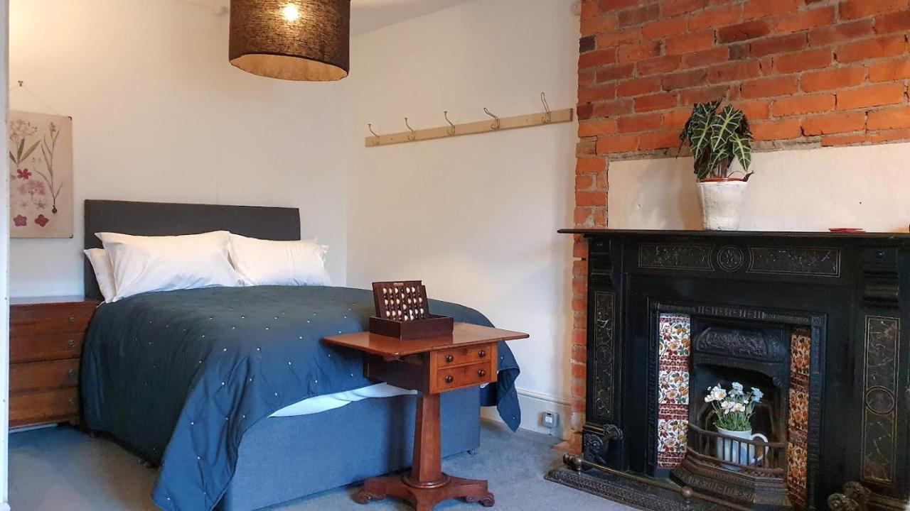 Stylish Town Centre Apartments ナイルスワース エクステリア 写真