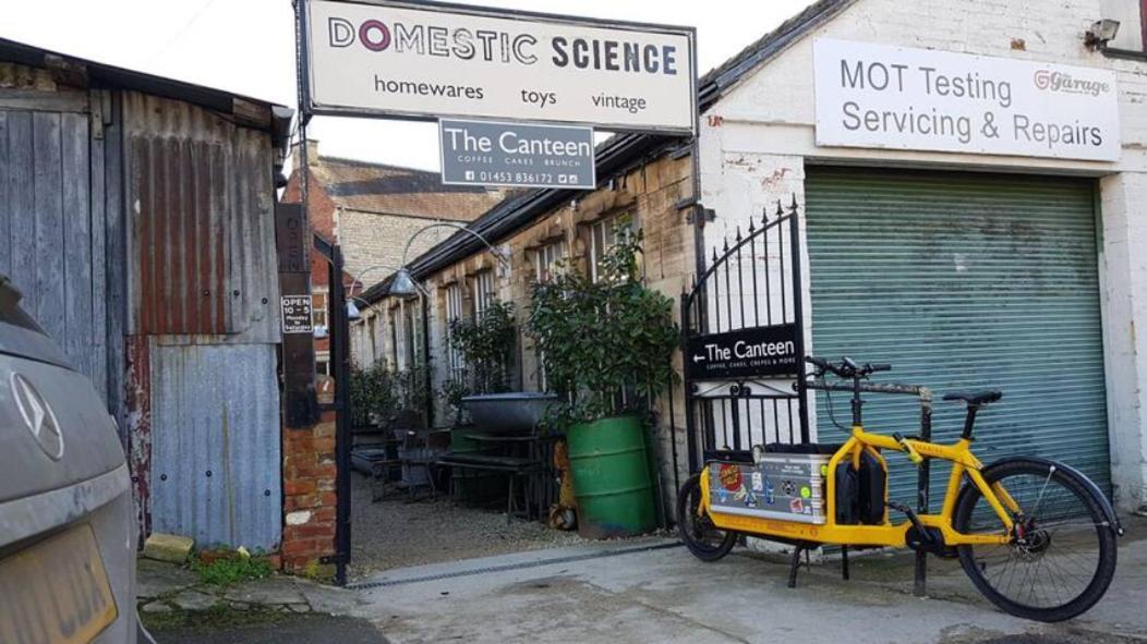 Stylish Town Centre Apartments ナイルスワース エクステリア 写真