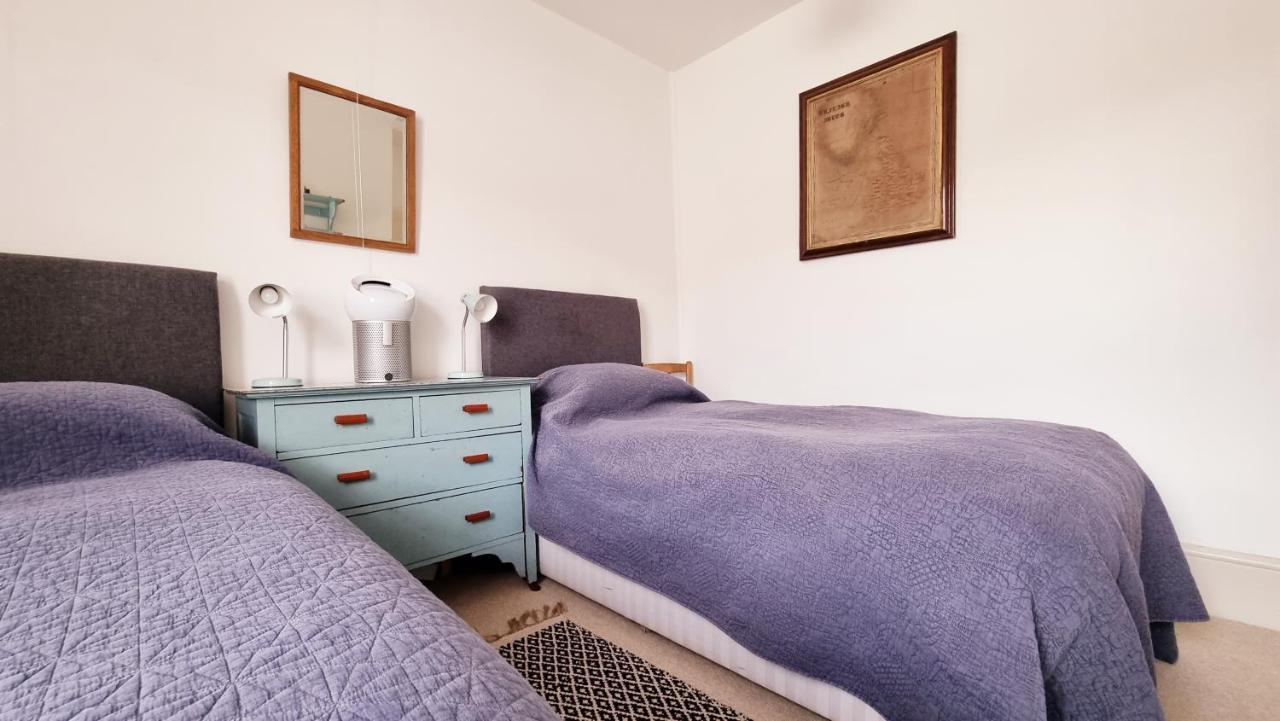 Stylish Town Centre Apartments ナイルスワース エクステリア 写真