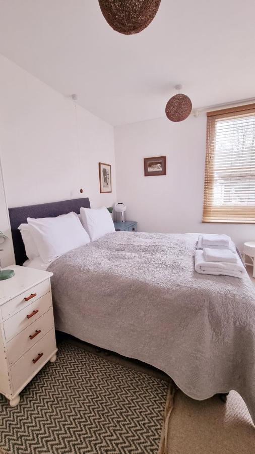 Stylish Town Centre Apartments ナイルスワース エクステリア 写真