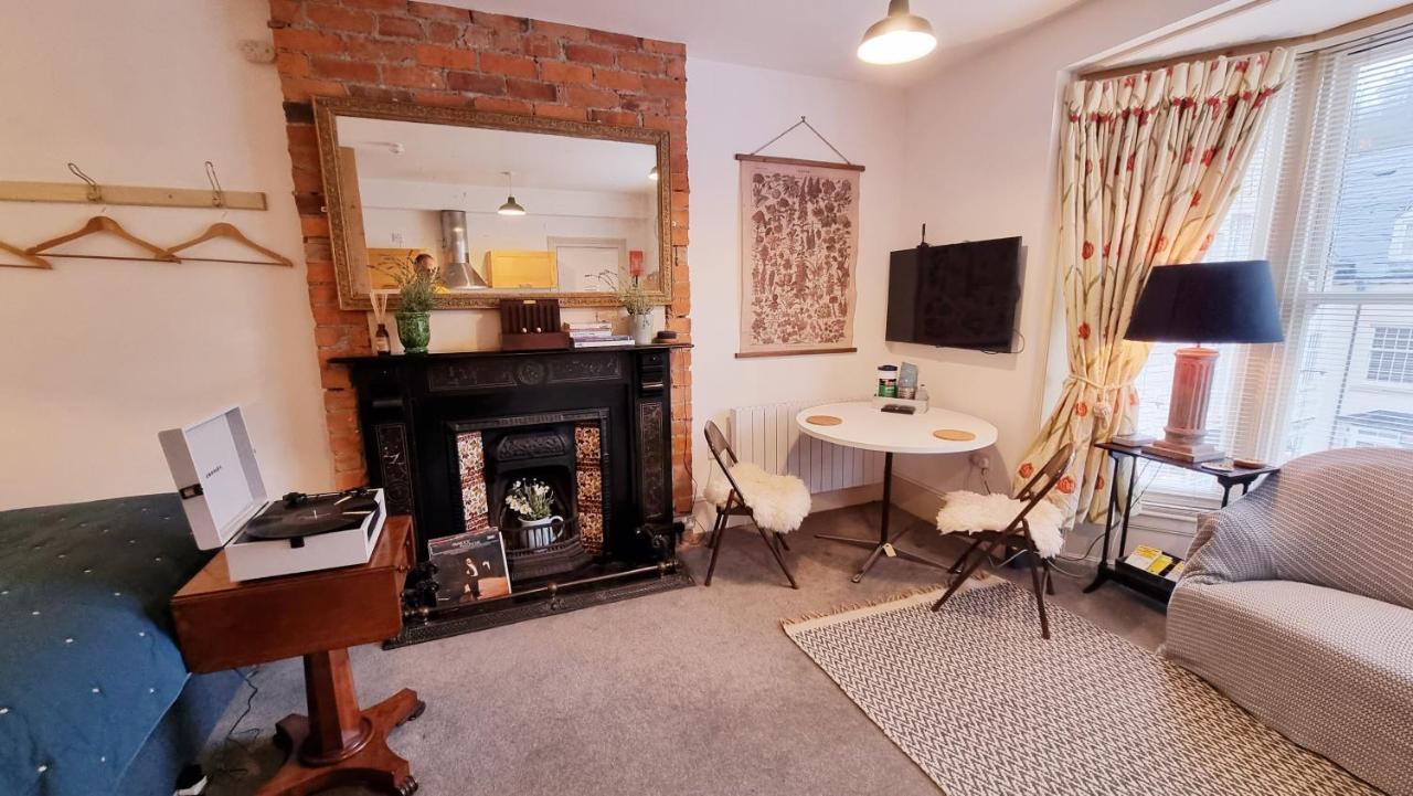 Stylish Town Centre Apartments ナイルスワース エクステリア 写真